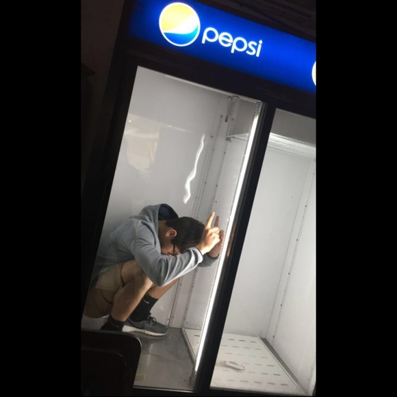 Meet your Posher, Benjamin👀 - Picture 3 of 8